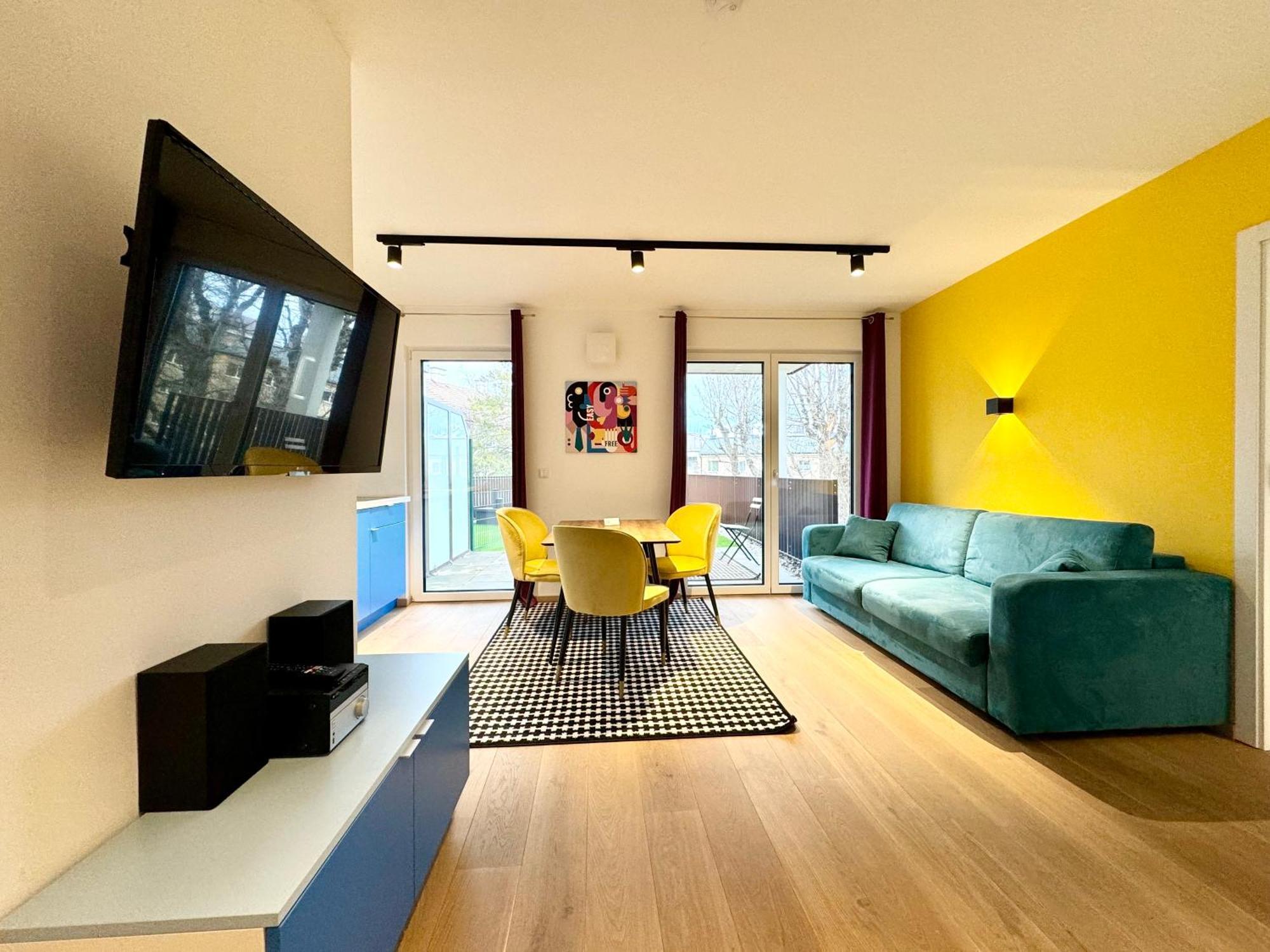 וינה Wohnung Mit Terrasse + Parkplatz מראה חיצוני תמונה
