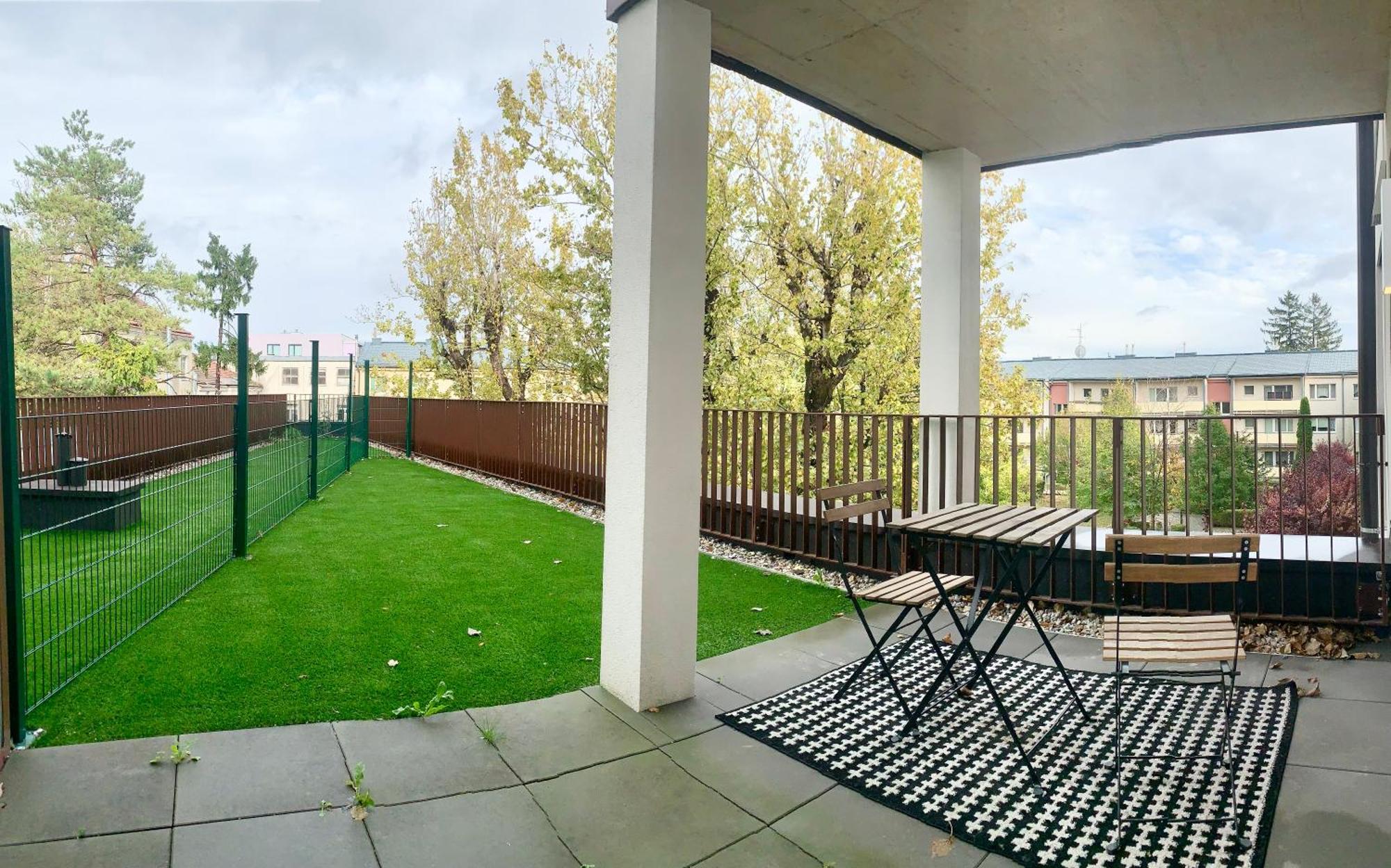 וינה Wohnung Mit Terrasse + Parkplatz מראה חיצוני תמונה